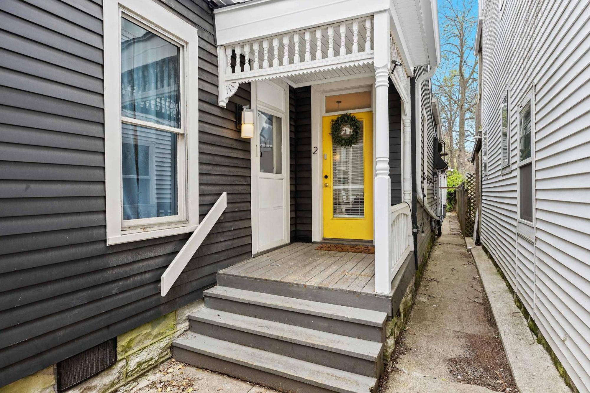 Cozy 1br Near Downtown King Bed Full Kitchen * Louisville
